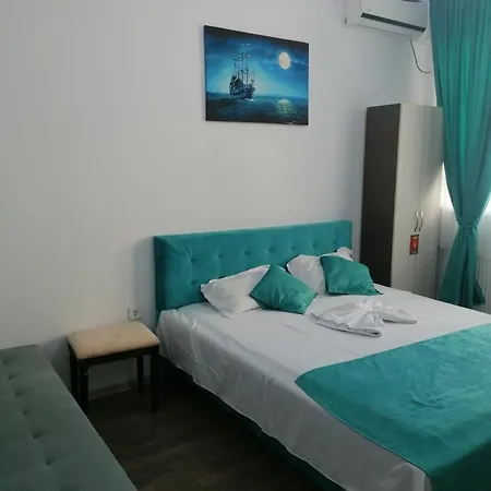 Garsoniera Papaya Apartment