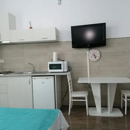 Apartment Garsoniera Papaya