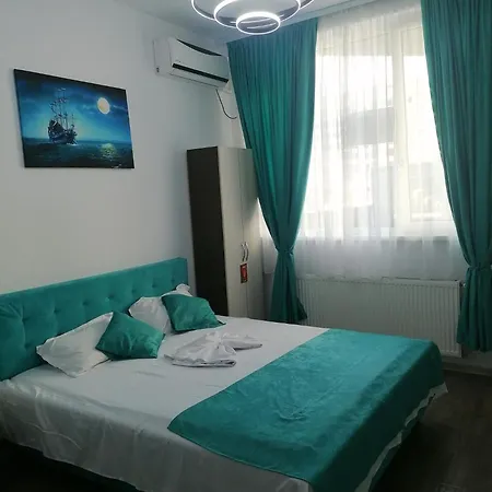 Garsoniera Papaya Apartment *